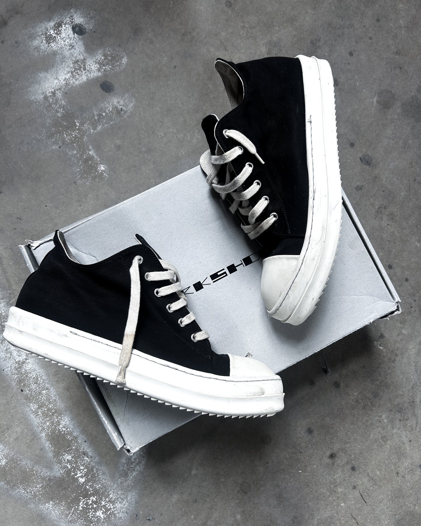 LOW TOP RAMONES