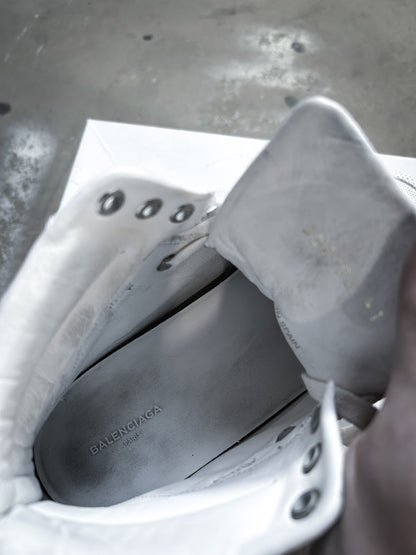 A/W15 PERFORATED WHITE HIGH TOP ARENA