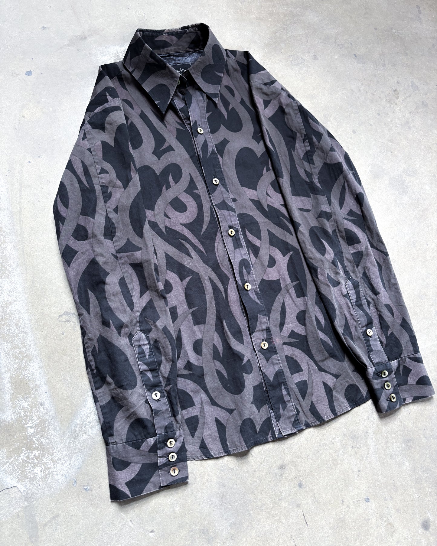 A/W04 TRIBAL HEART SHIRT