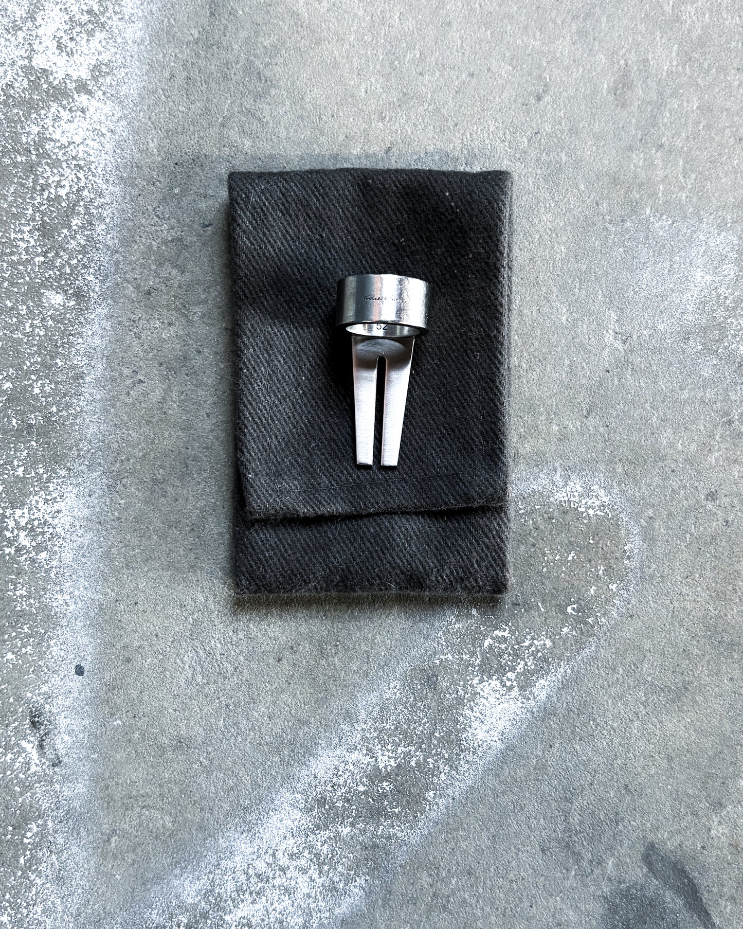 SS24 OPEN TRUNK SILVER RING