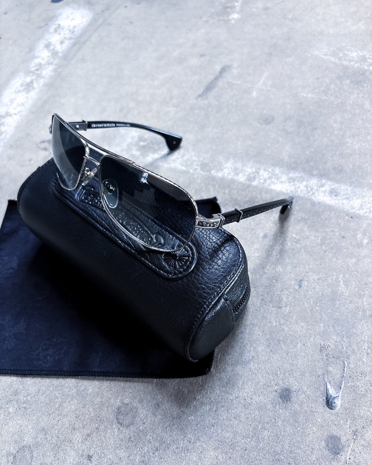 ‘GRAND BEAST’ AVIATOR GLASSES