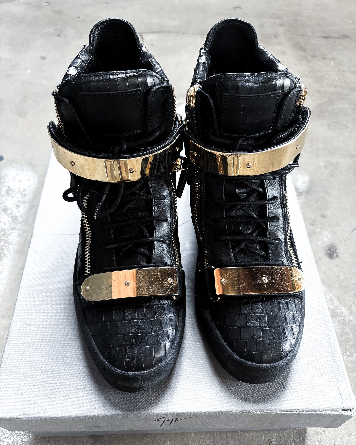 COBY GOLD PLATE SNAKE HIGH TOPS