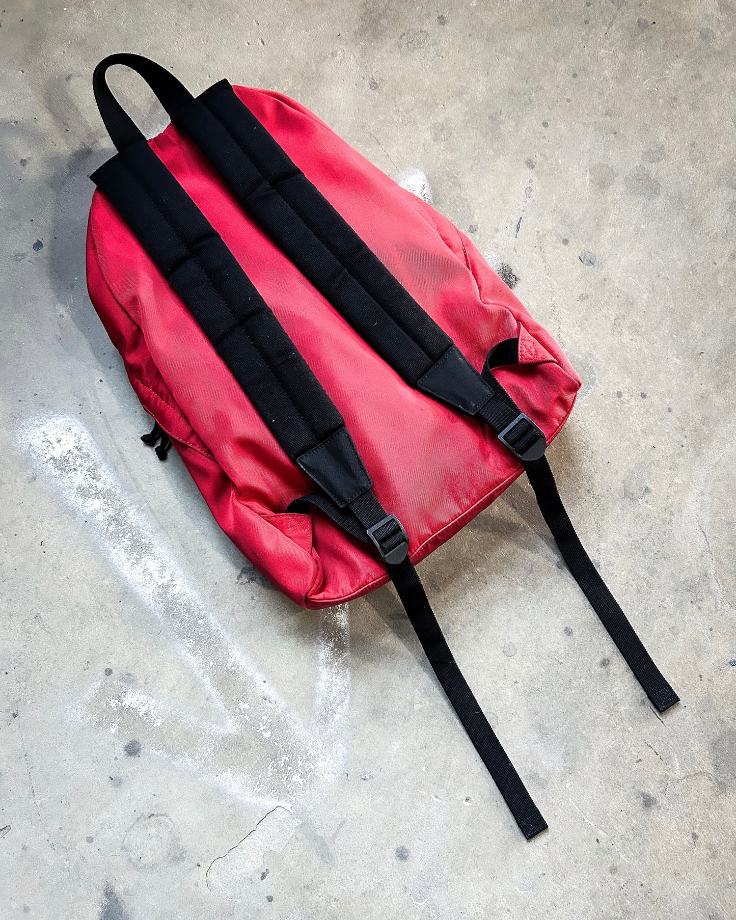 F/W21 RED EXPLORER BACKPACK