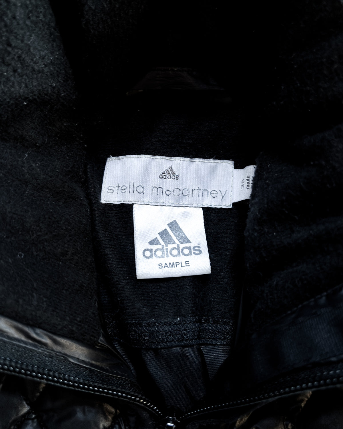 SAMPLE DIAMOND PUFFER JACKET
