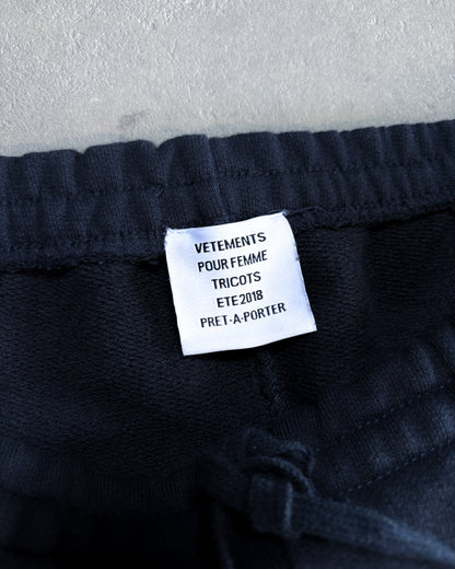 S/S18 NAVY STRIPE LOGO SWEATPANTS