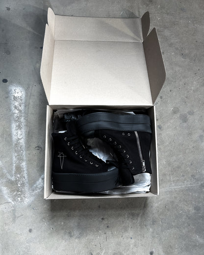 SS25 PENTAGRAM MEGA RAMONES