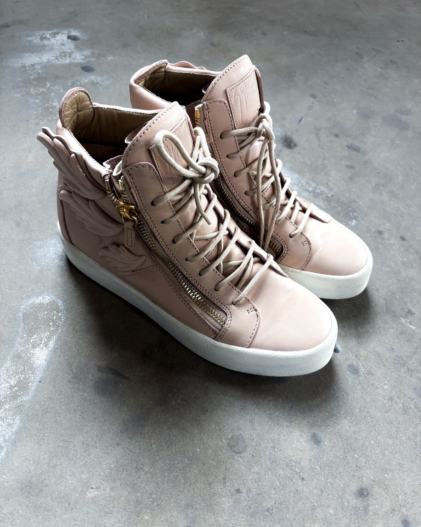 PINK WINGS ‘KRISS’ HIGH TOPS