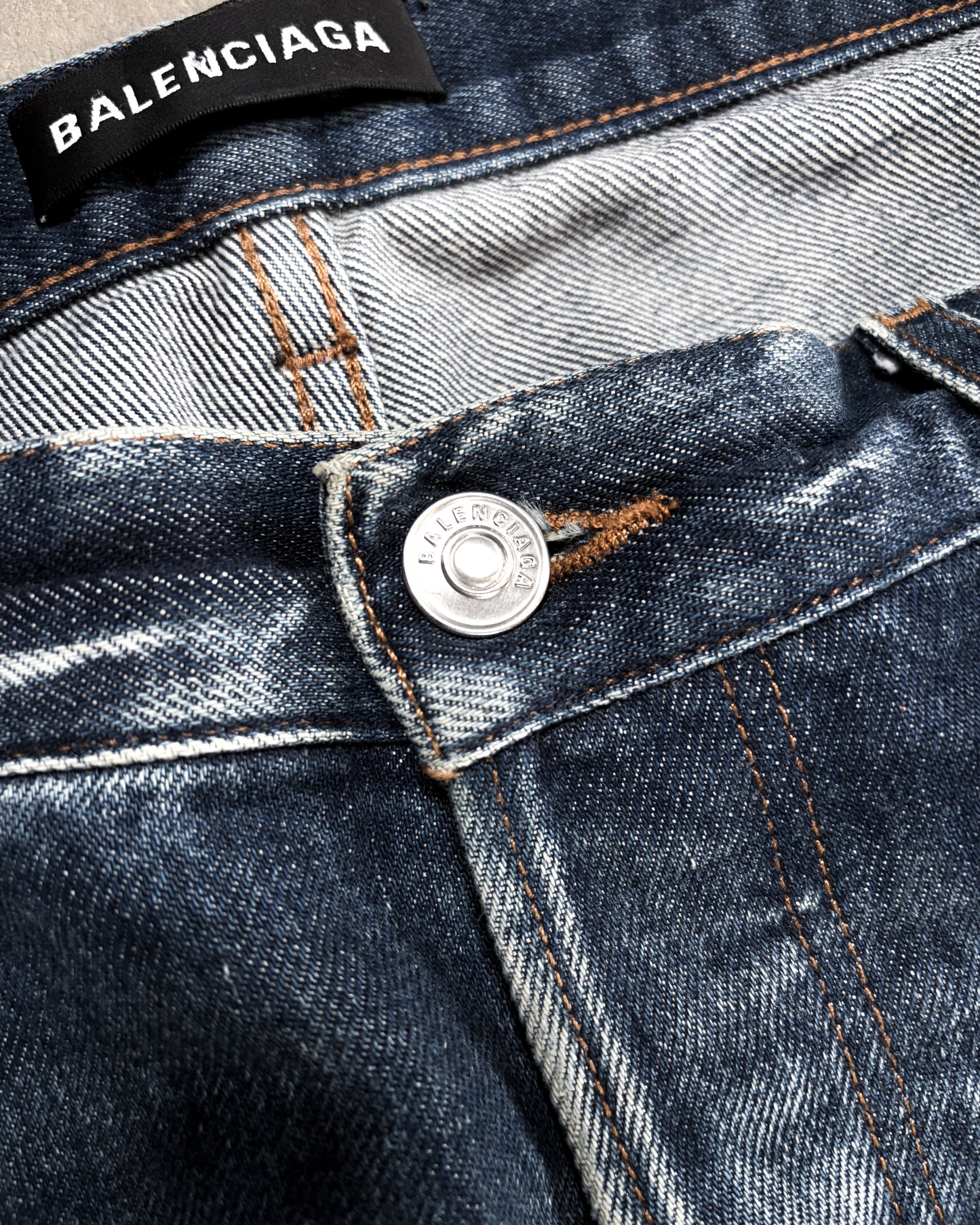 F/W18 BLUE STRAIGHT LEG DENIM