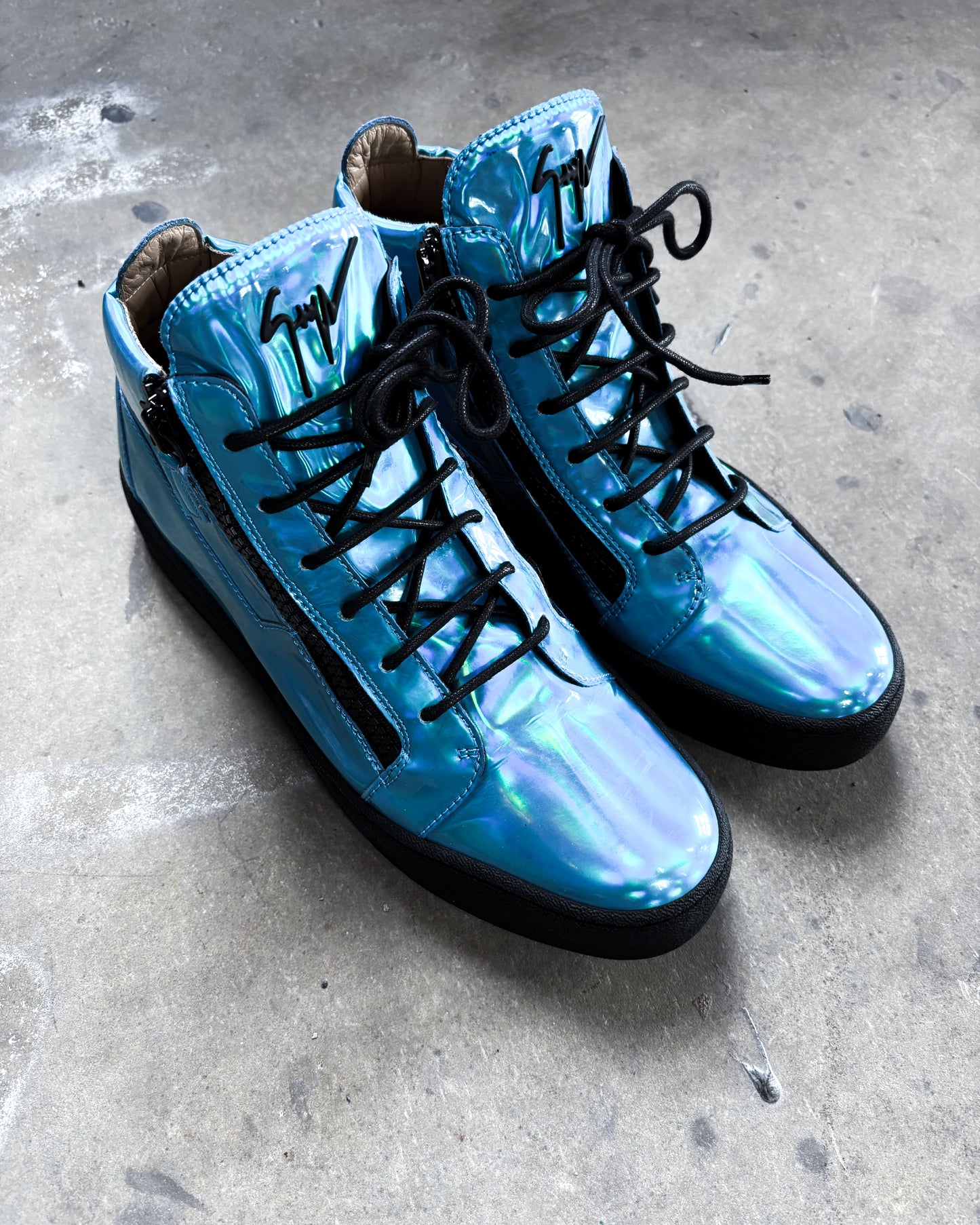 HOLOGRPAHIC BLUE KRISS HIGH TOP