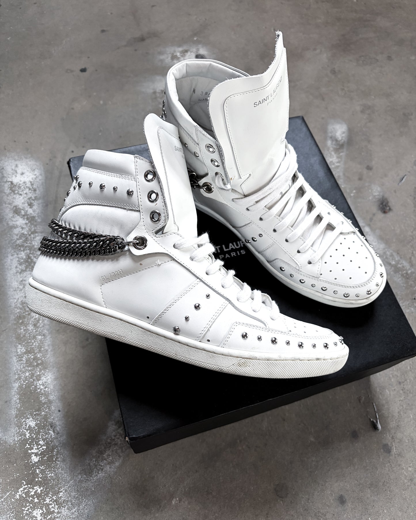 F/W15 22H CHAIN STUDDED “WOLLY” HIGH TOP