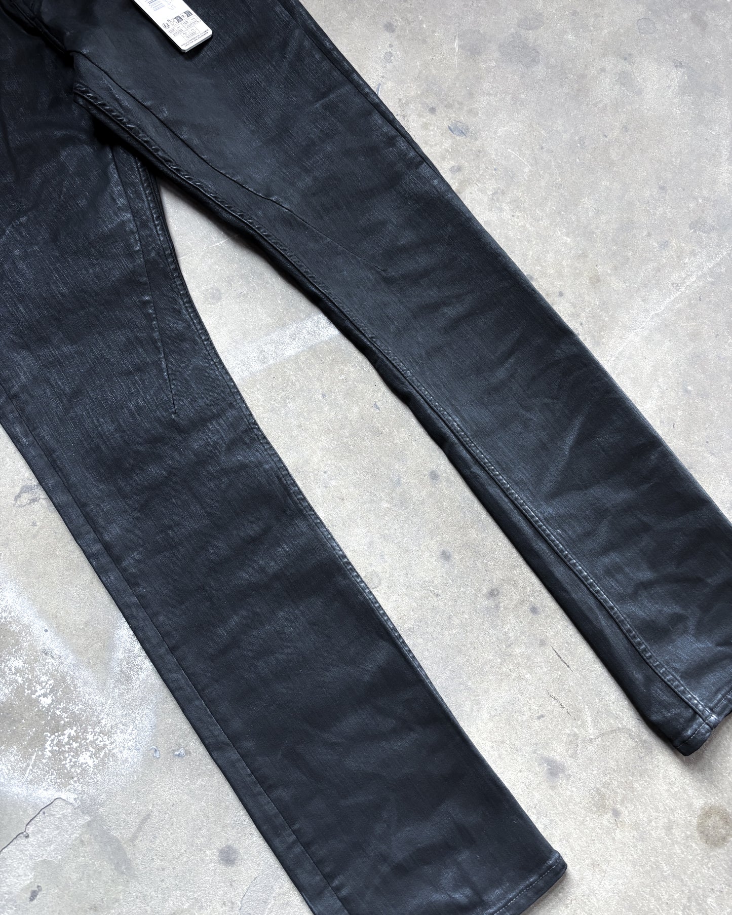 S/S26 ‘TEMPLE’ BLACK WAX DETROITS