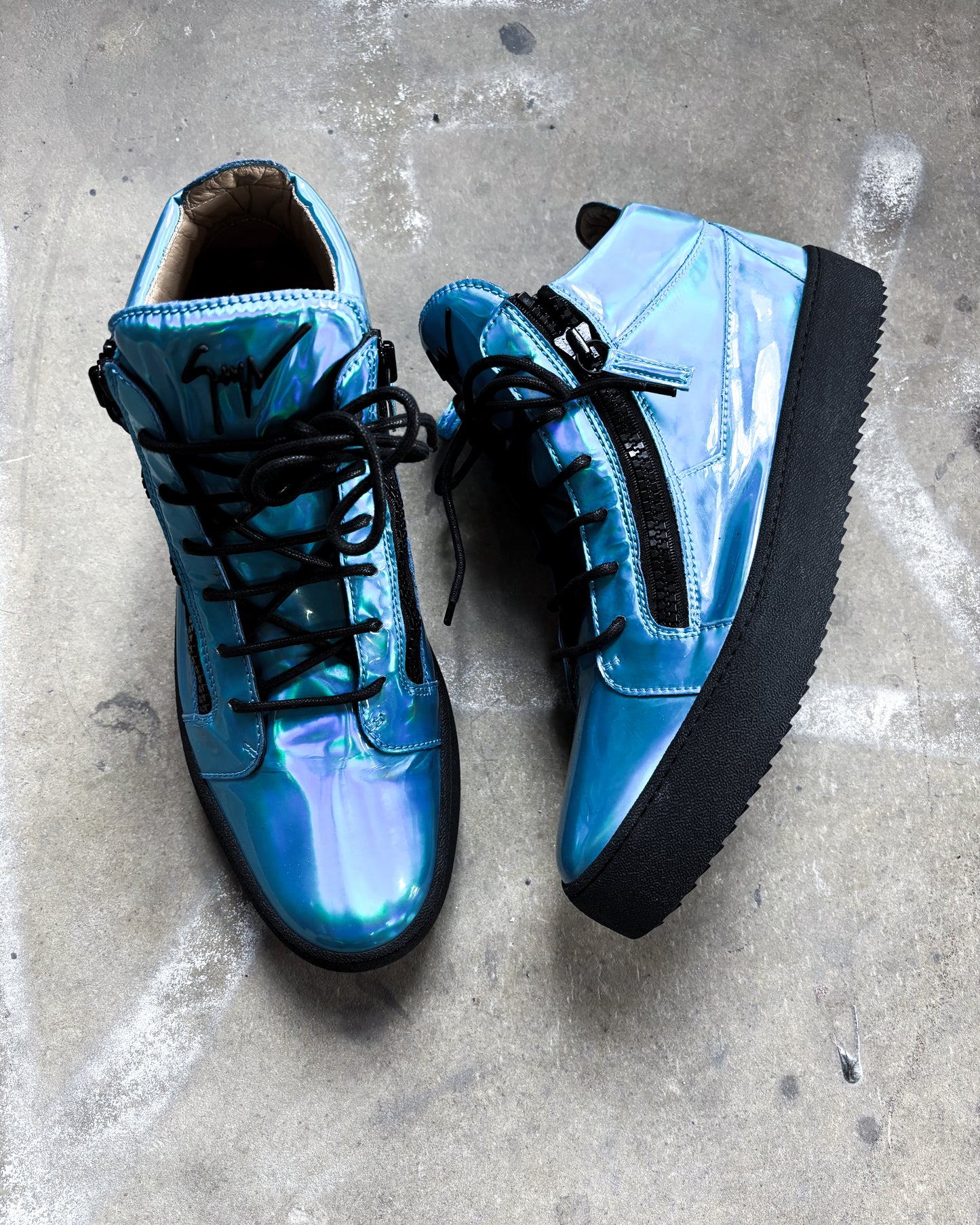 HOLOGRPAHIC BLUE KRISS HIGH TOP