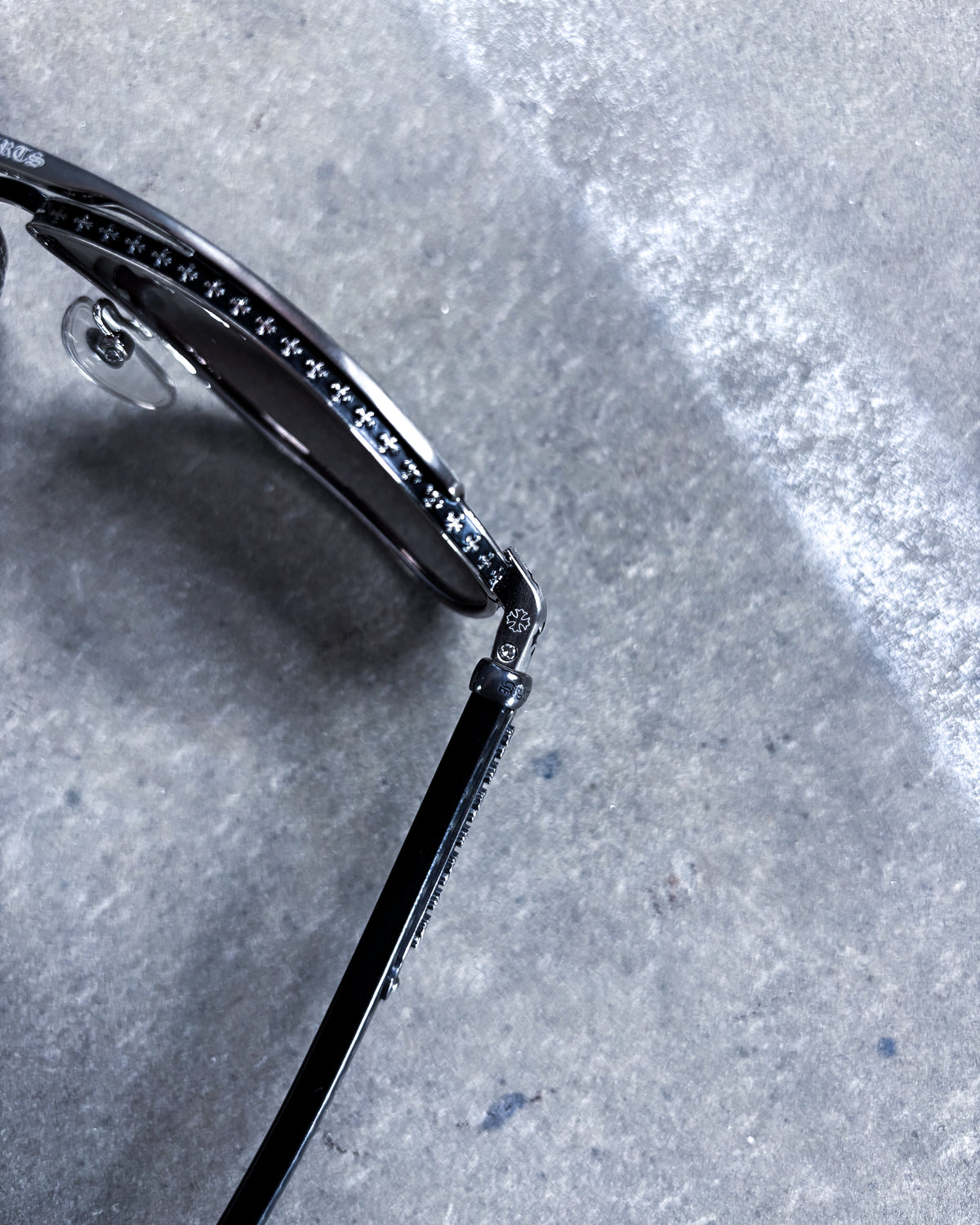 SILVER ‘BONEYARD I’ SUNGLASSES