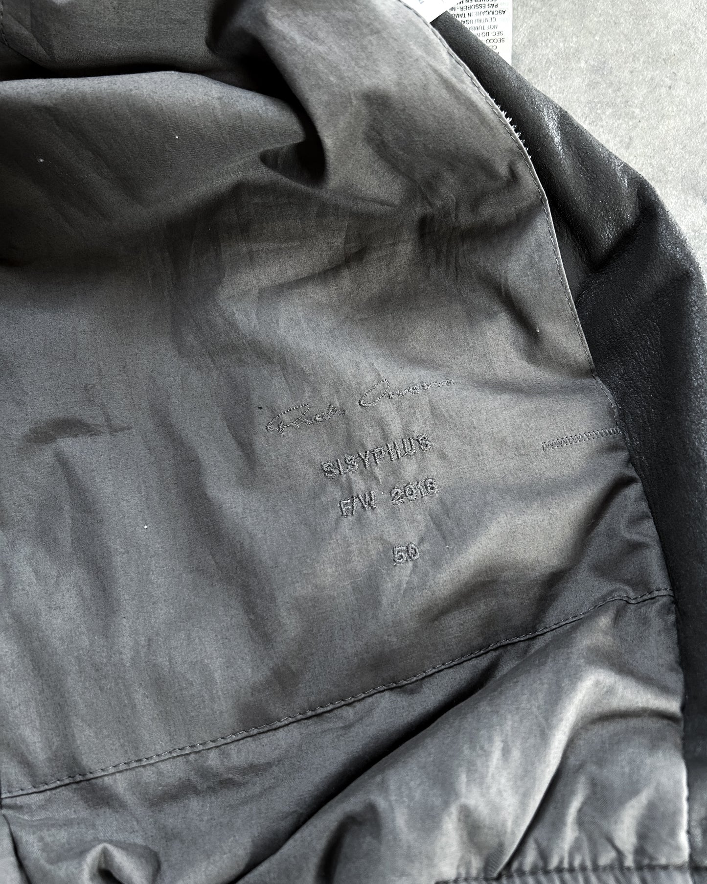 F/W18 ‘SISYPHUS’ DUST FLIGHT BOMBER