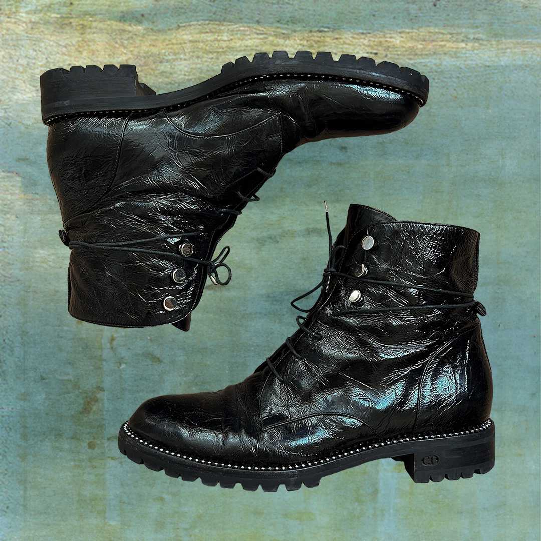 AW19 PATENT LEATHER COMBAT REBELLE BOOTS