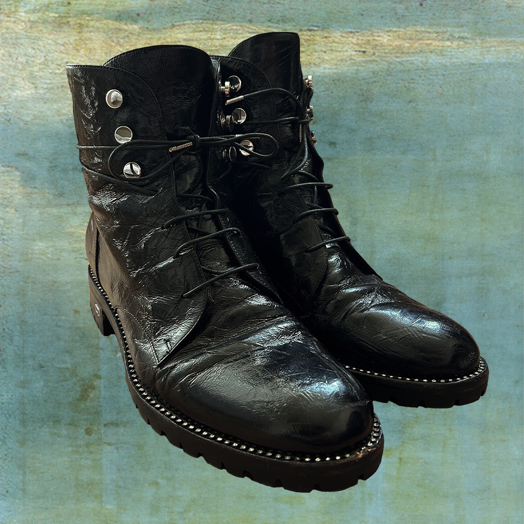 AW19 PATENT LEATHER COMBAT REBELLE BOOTS