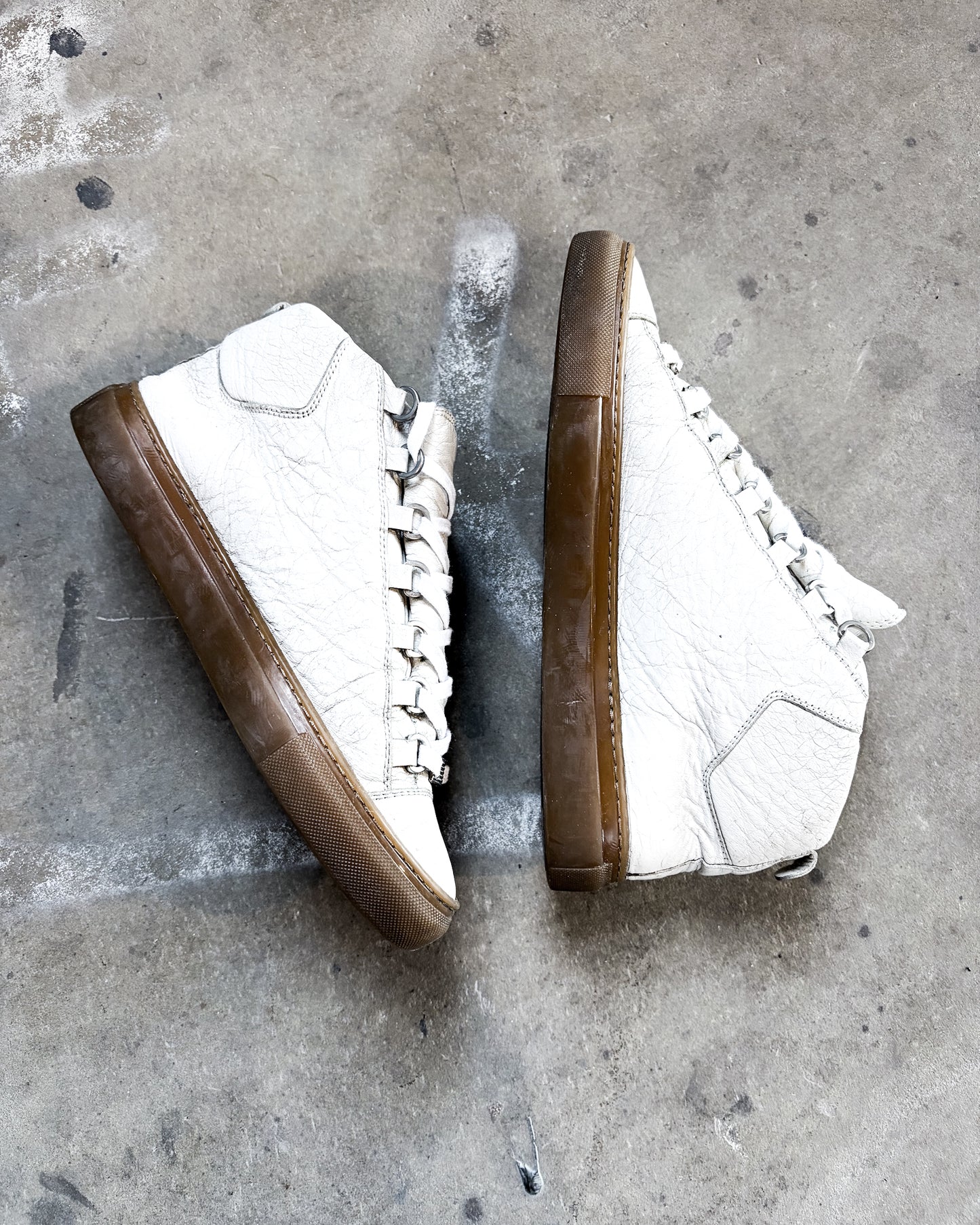 WHITE GUM ARENA HIGH TOP
