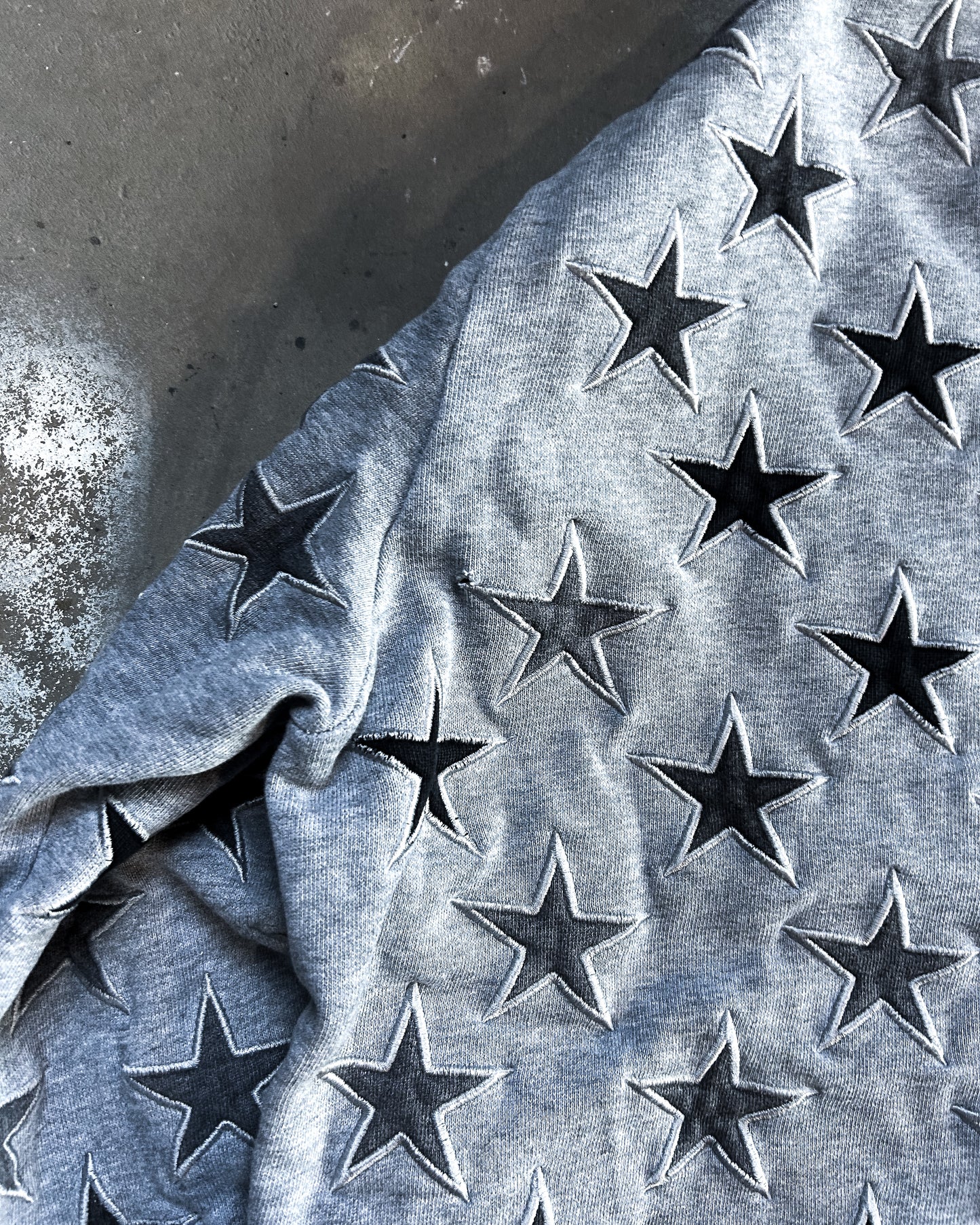 A/W16 ALL OVER STAR JUMPER