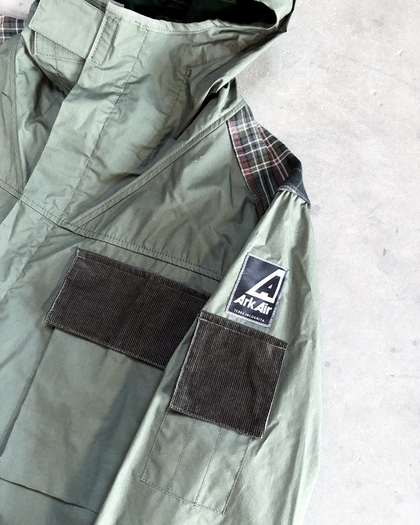 A/W19 CHECKED STORM COAT