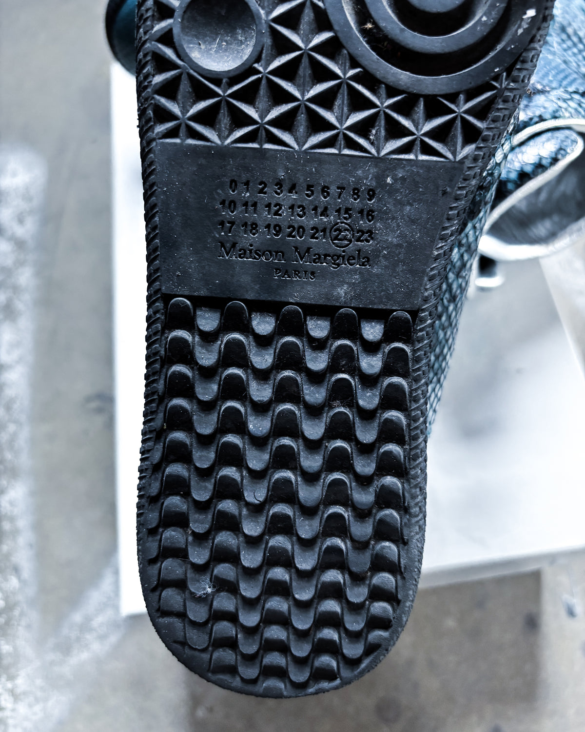 S/S17 BLUE PYTHON FUTURES