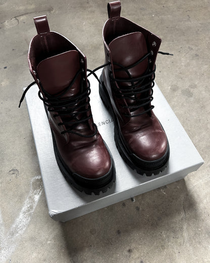 RED BLACK STRIKE BOOTS