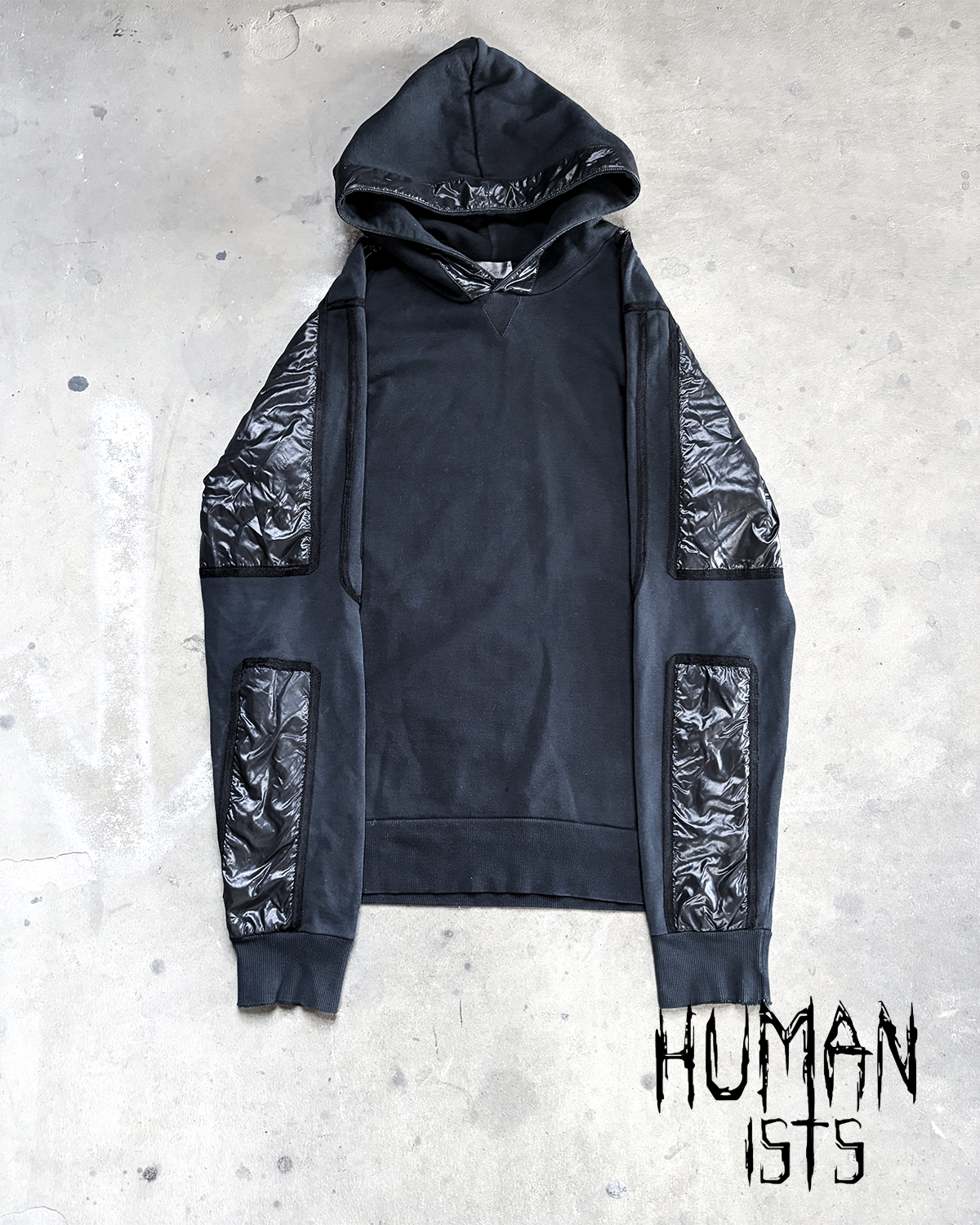 A/W07 “NAVIGATE” NYLON RAGLAN HOODIE