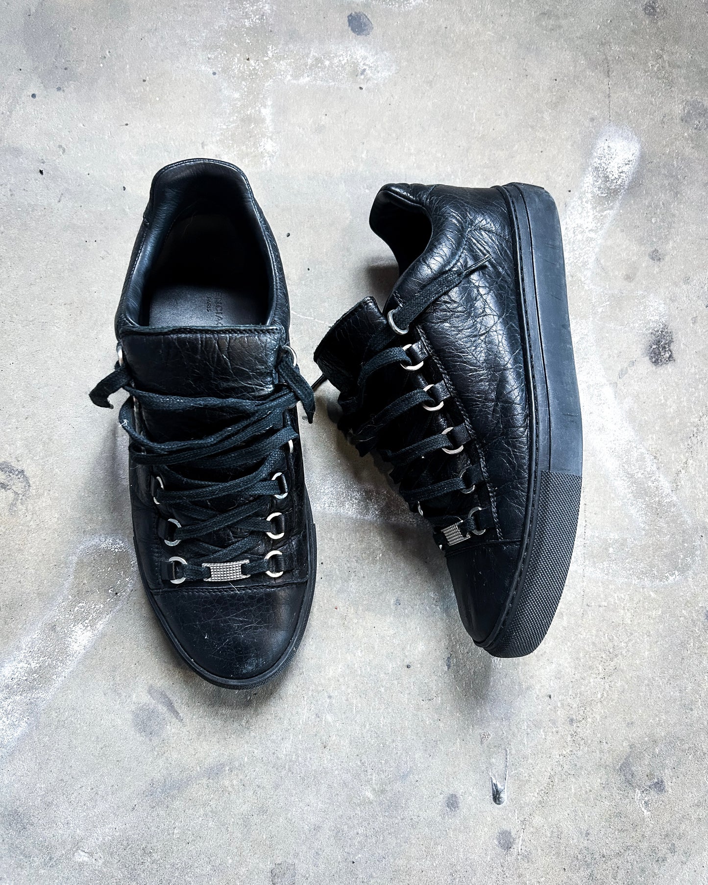 BLACK ARENA LOWS