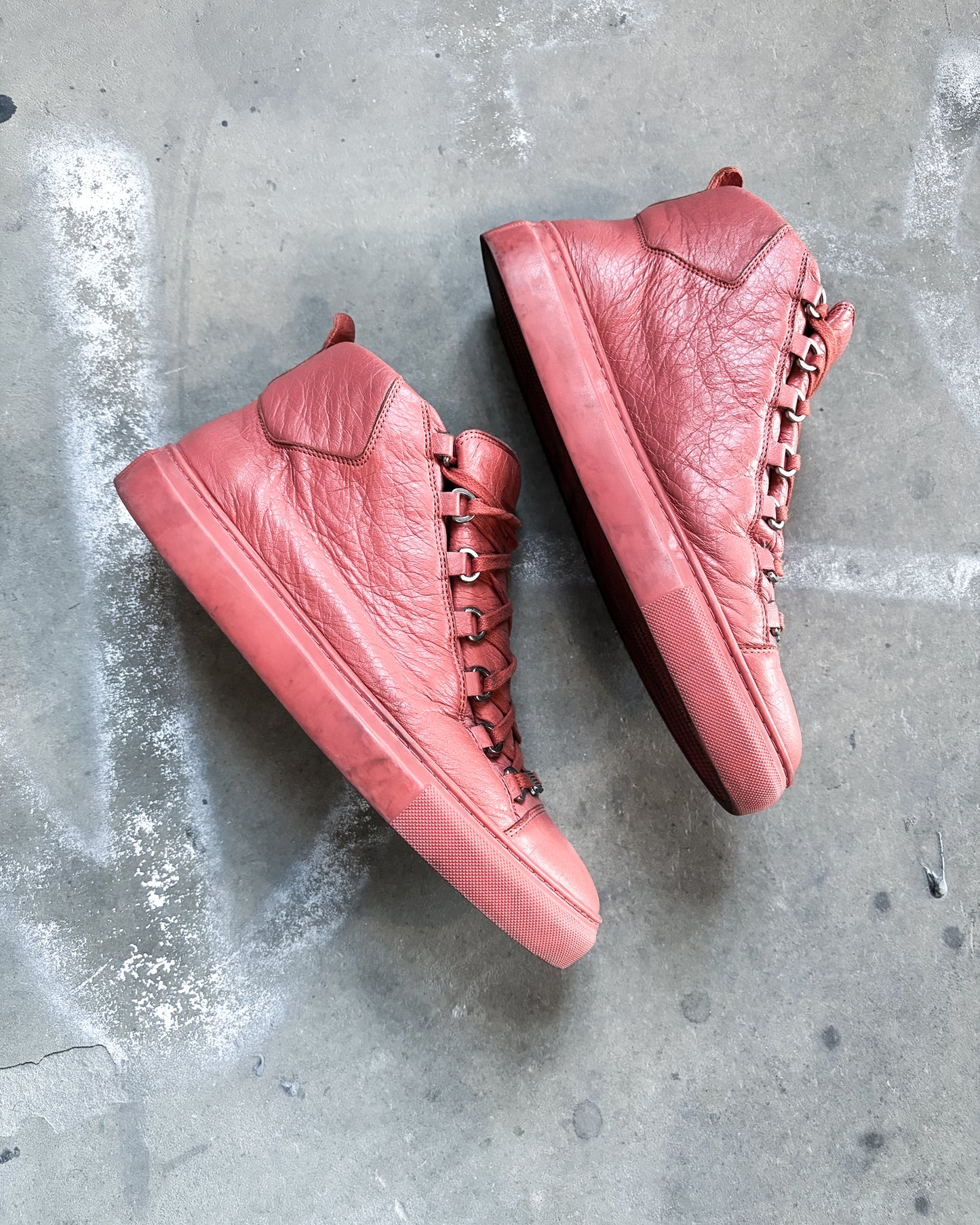 RED LEATHER ARENA HIGH