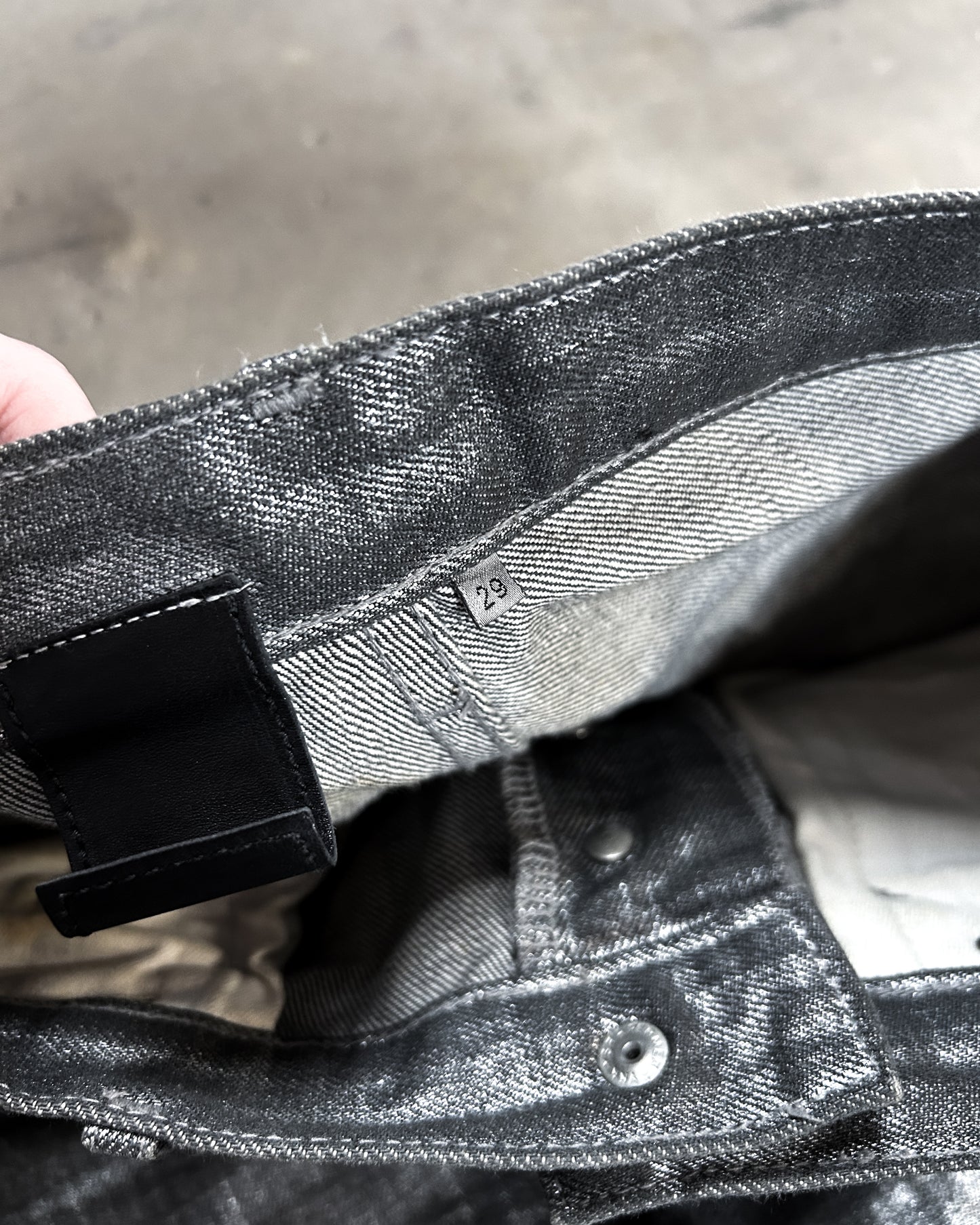 A/W06 “THESE GRAY DAYS” RADIOACTIVE DENIM