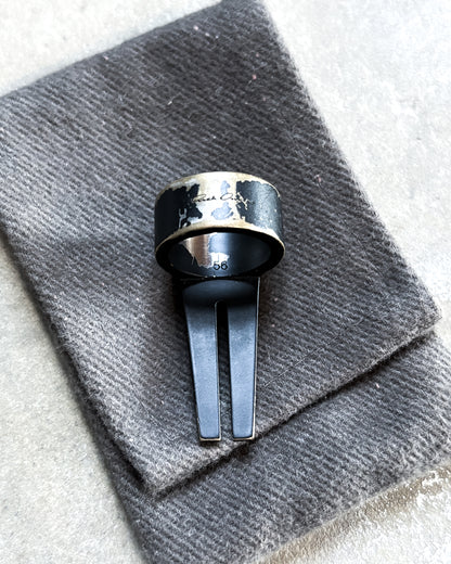 SS24 OPEN TRUNK BLACK RING