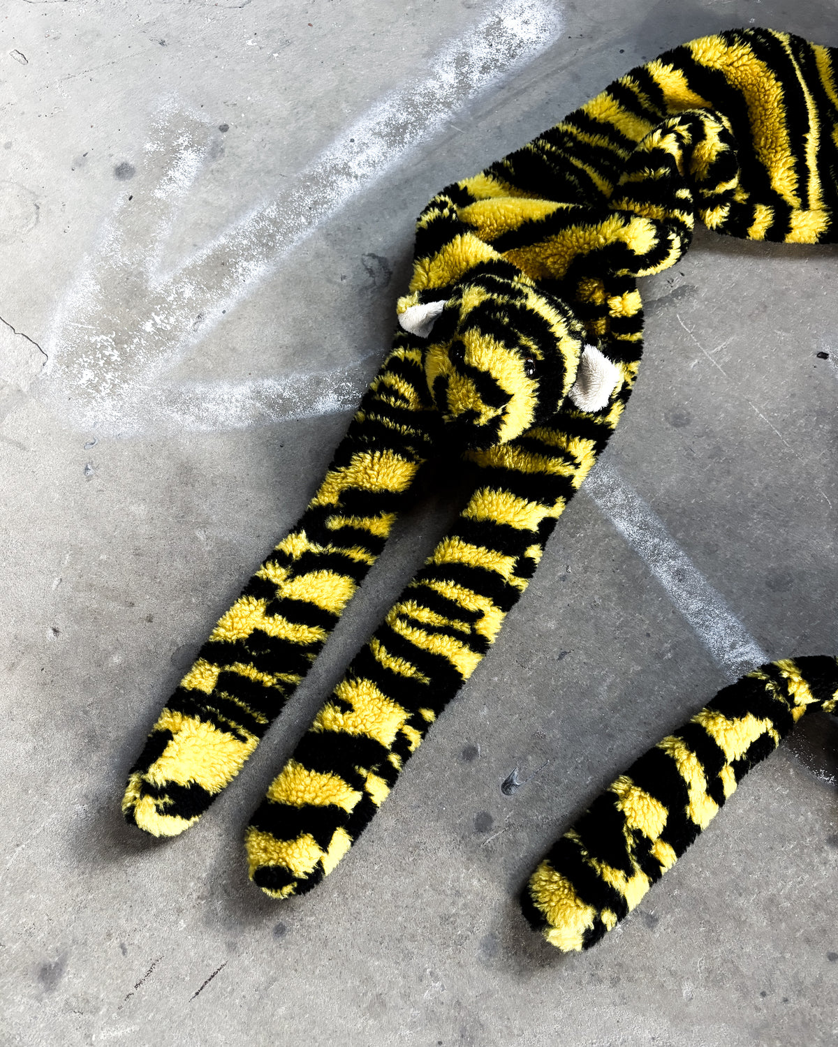 TIGER FUR SCARF