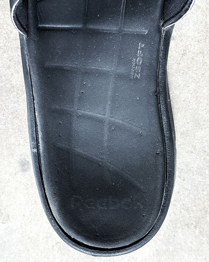 S/S20 NEON LOGO POOL SLIDES