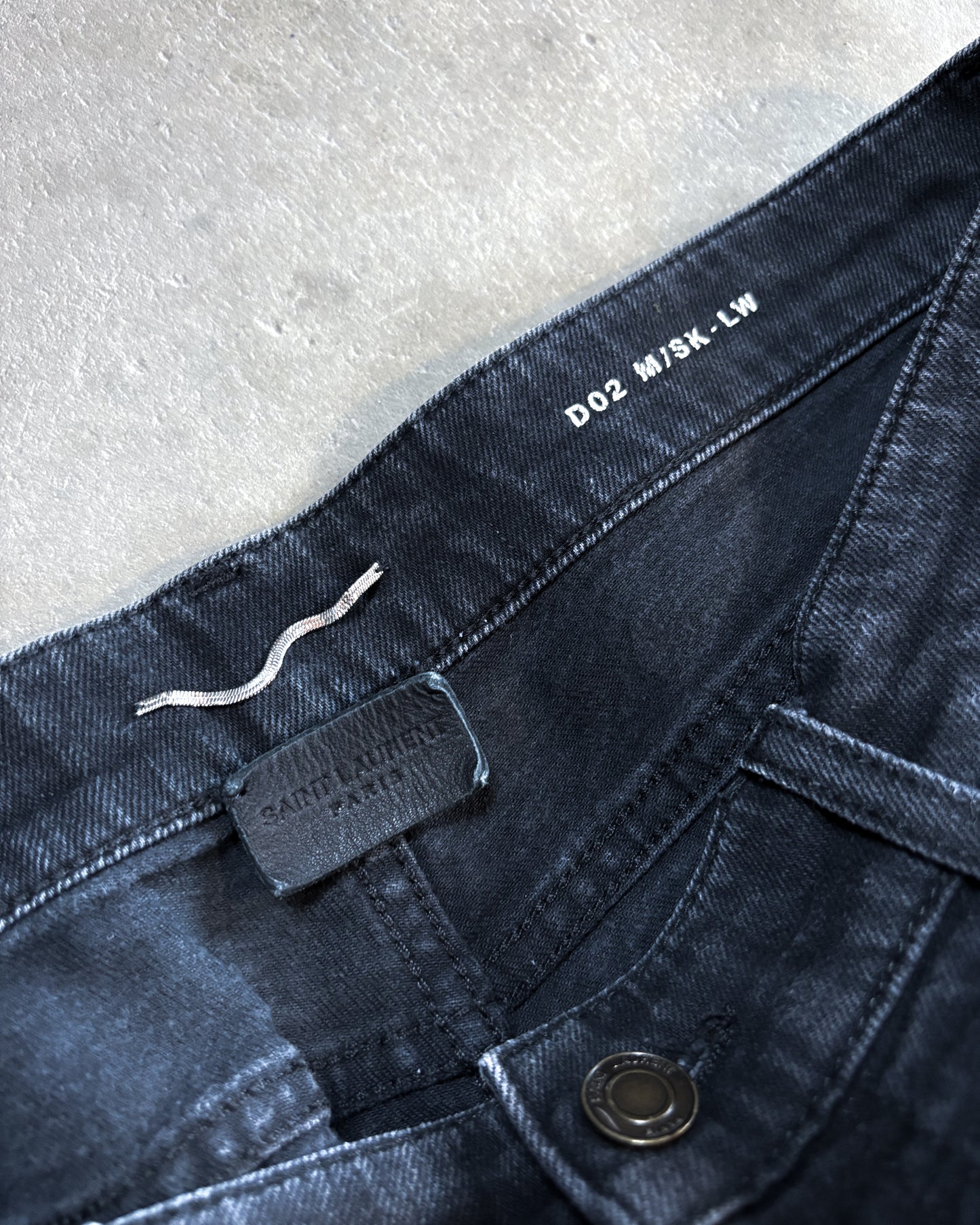 F/W18 FADED BLACK DO2 DENIM