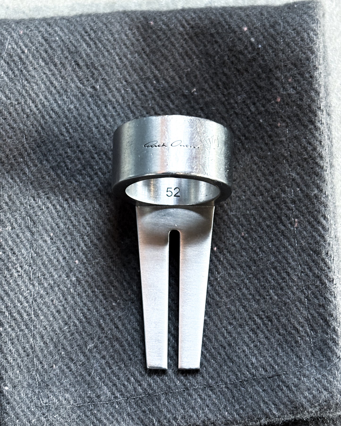 SS24 OPEN TRUNK SILVER RING