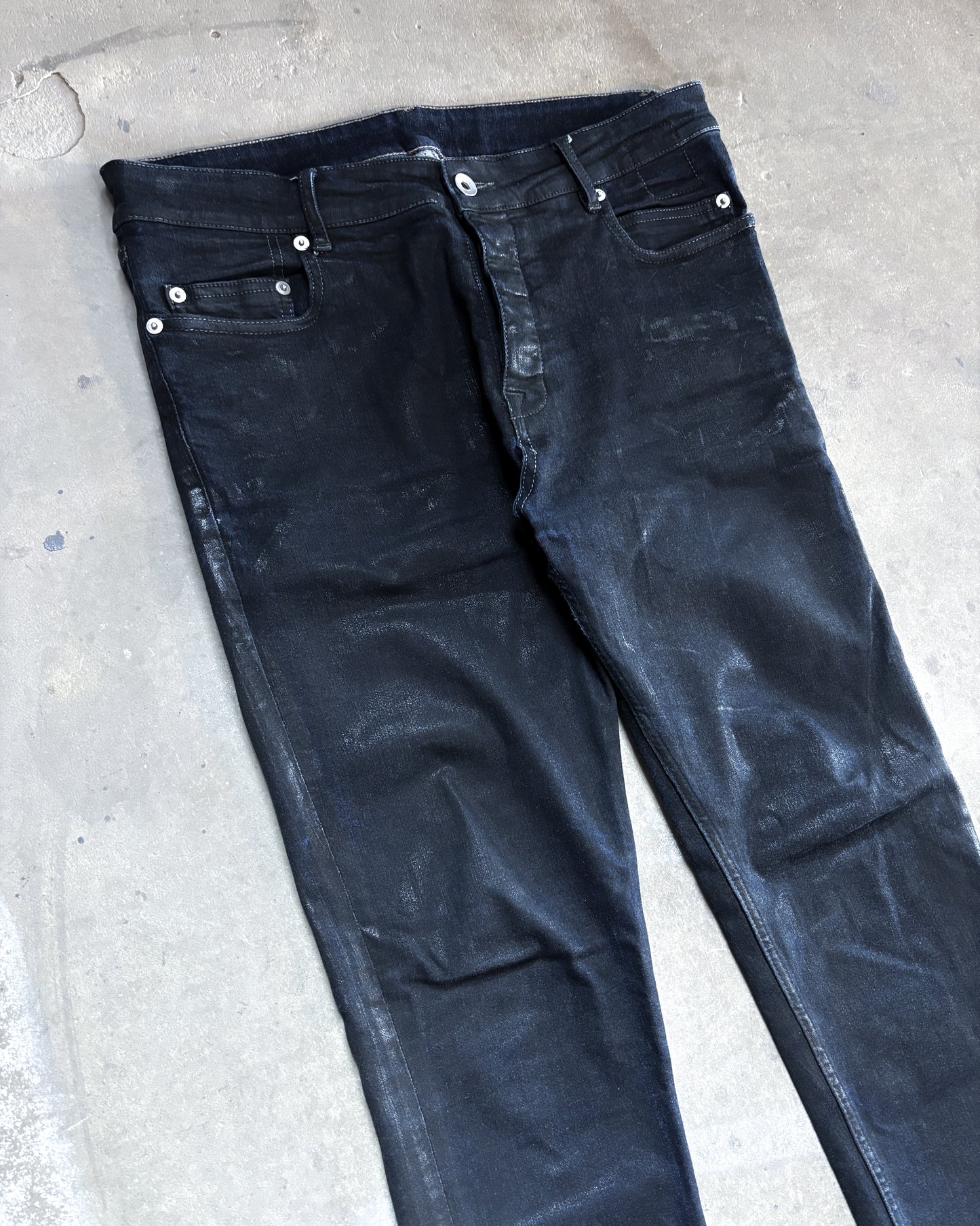 F/W19 BLACK WAX TYRONE CUT DENIM