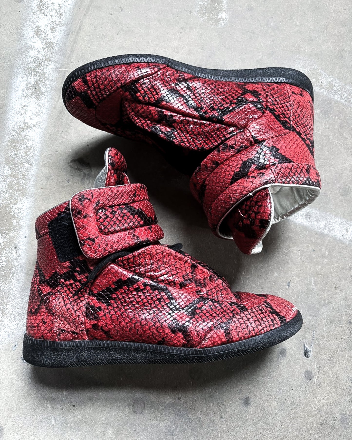 RED PYTHON FUTURES