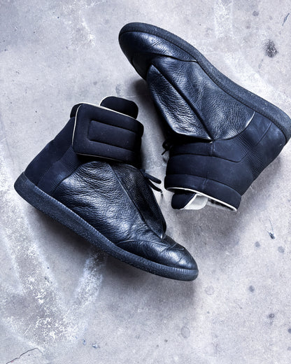 F/W16 TWO TONE BLACK FUTURES