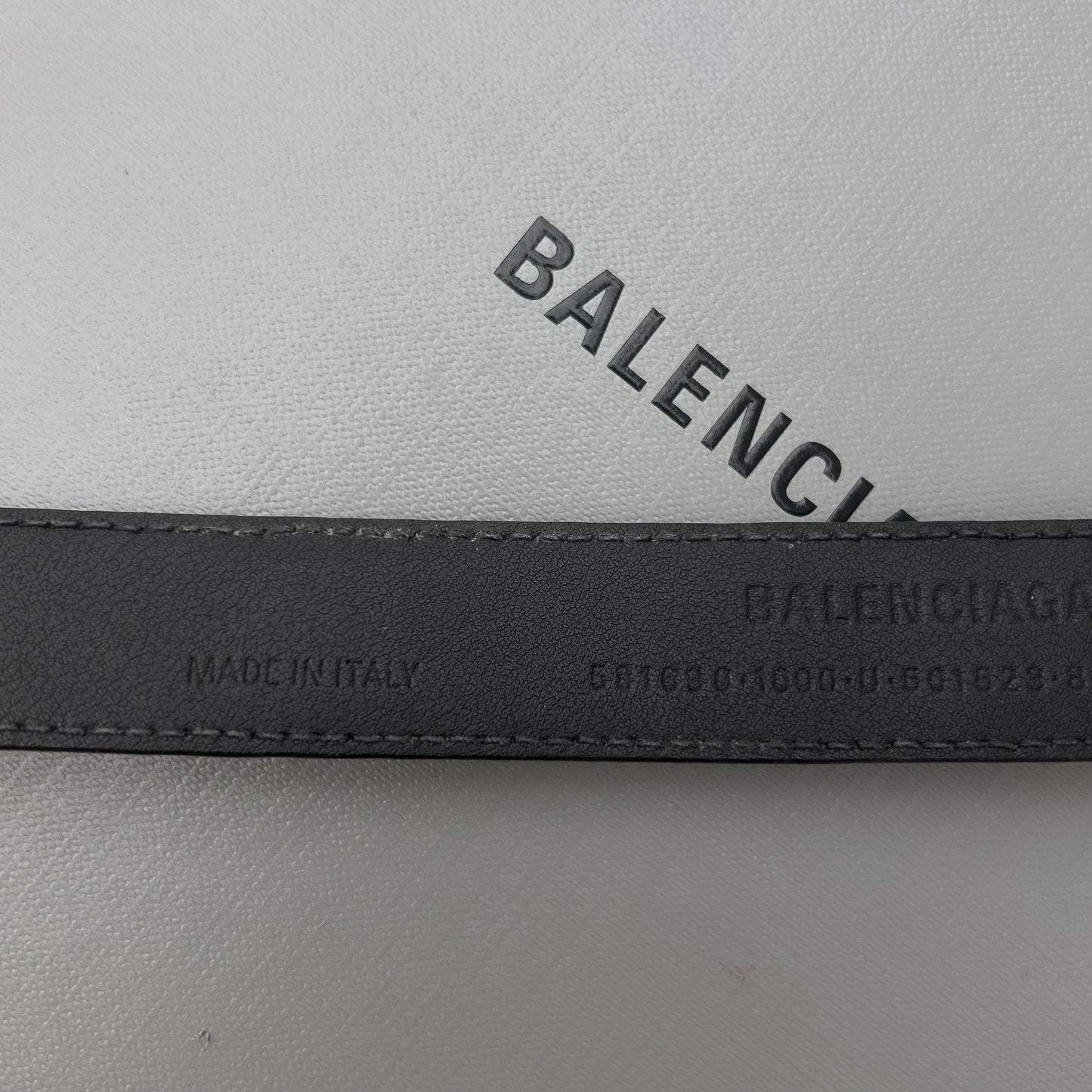 BB LOGO CROC EMBOSSED LEATHER BELT