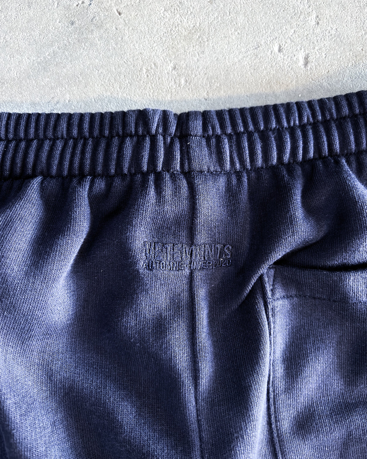 F/W20 NAVY INTERPOL SWEATPANTS