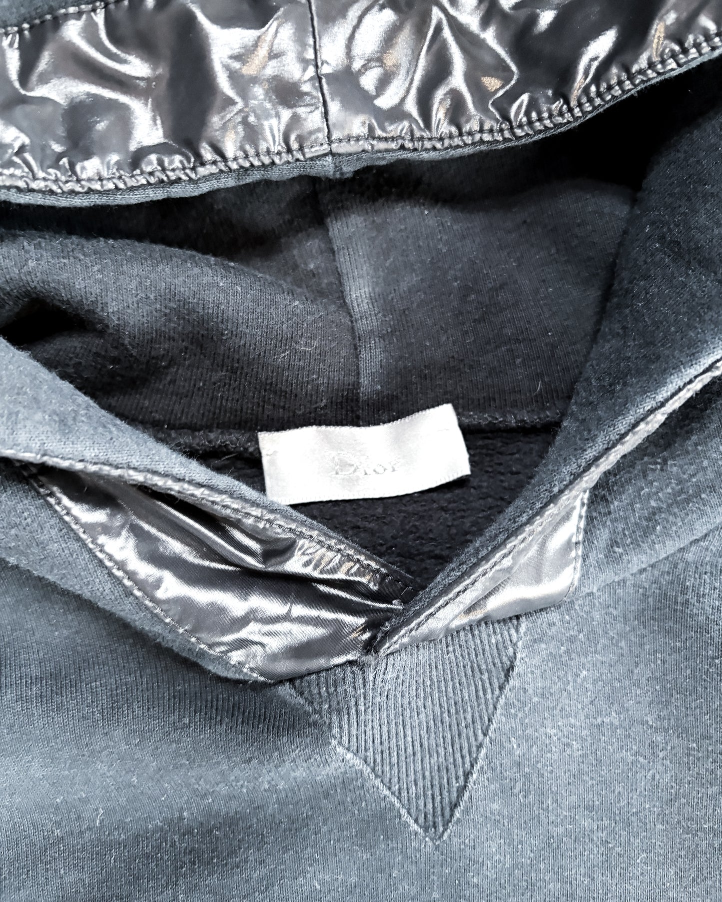 A/W07 “NAVIGATE” NYLON RAGLAN HOODIE