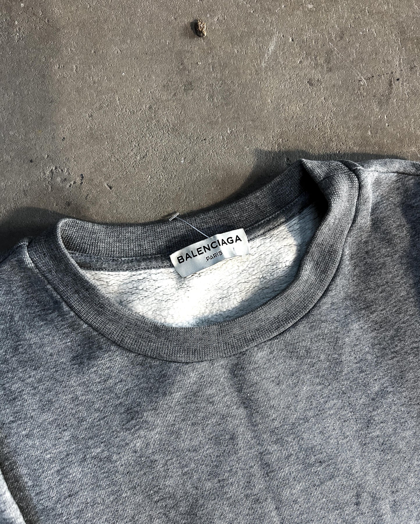 A/W15 GREY PAINT SWEATER