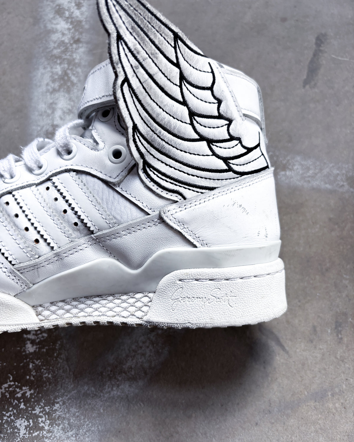 S/S22 WINGS 4.0  ‘CLOUD’ WHITE HIGH TOP