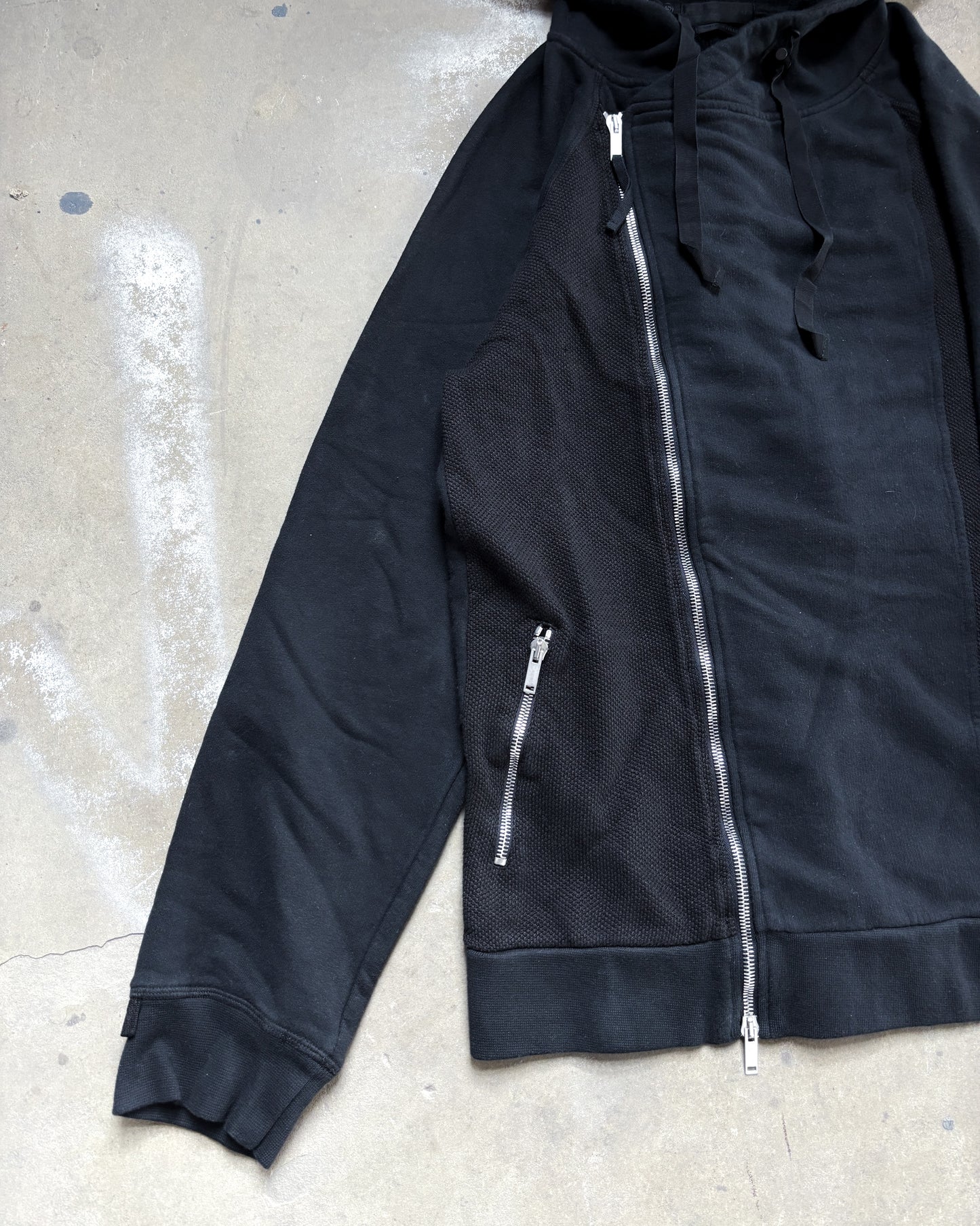 F/W14 ASYMMETRICAL MESH PANEL ZIP UP