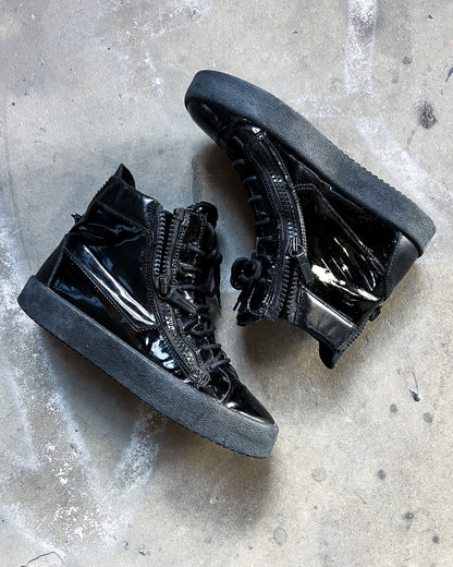 PATENT LEATHER ‘KRISS’ HIGH TOPS