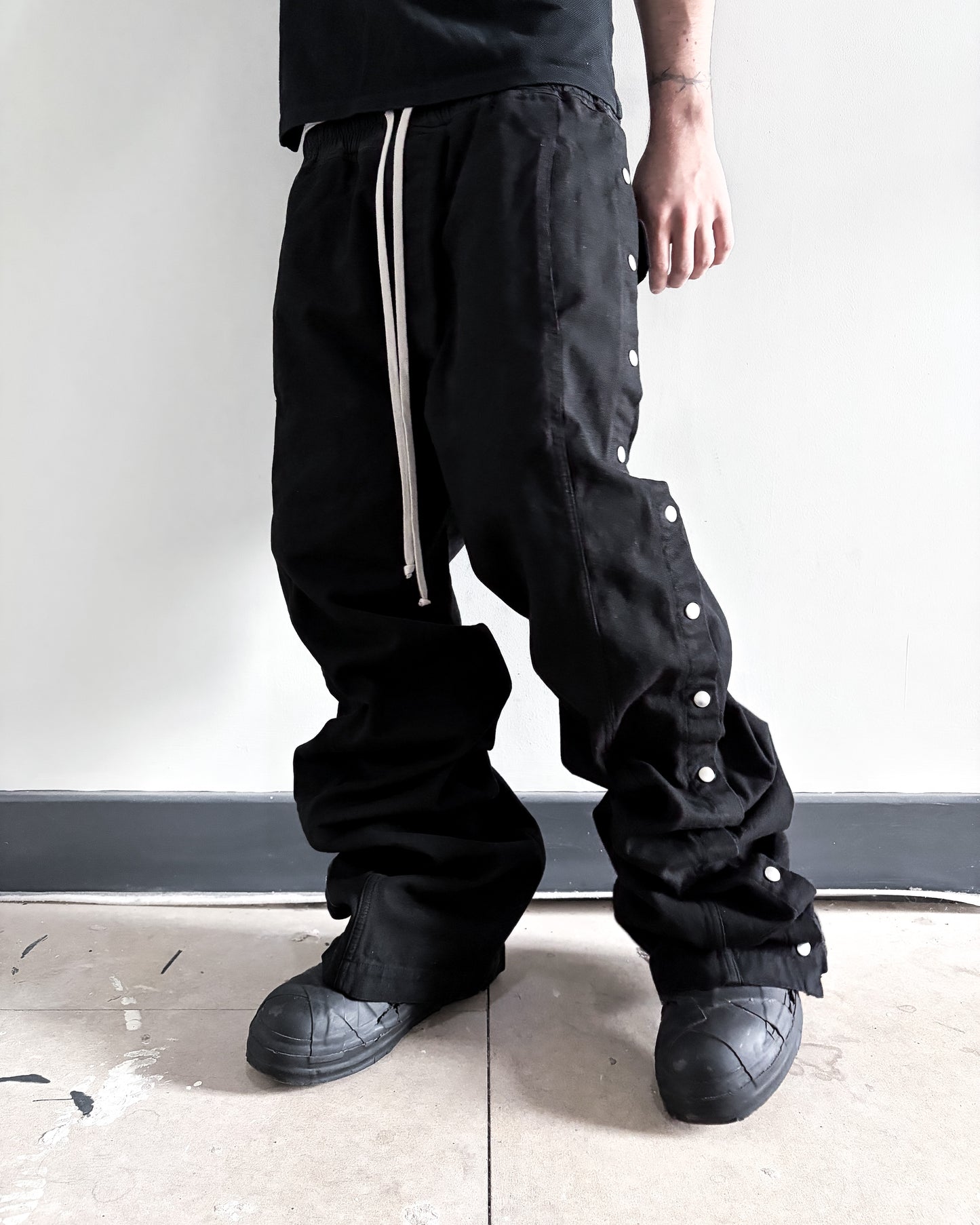 S/S25 “HOLLYWOOD” CANVAS PUSHER PANTS