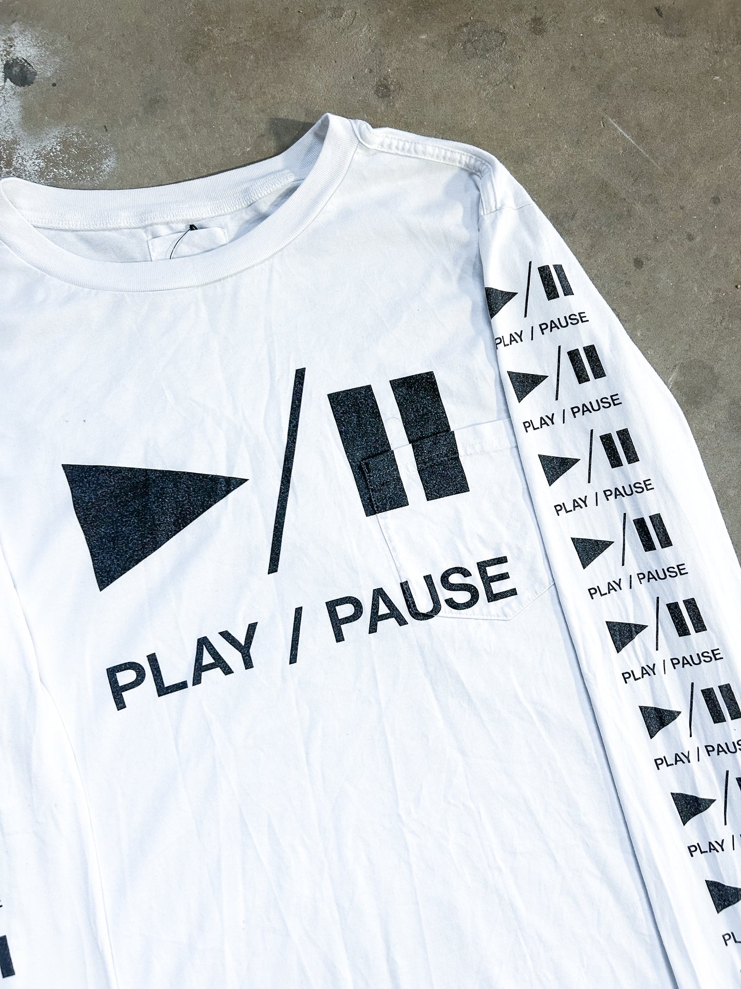 S/S18 PLAY/PAUSE LONGSLEEVE