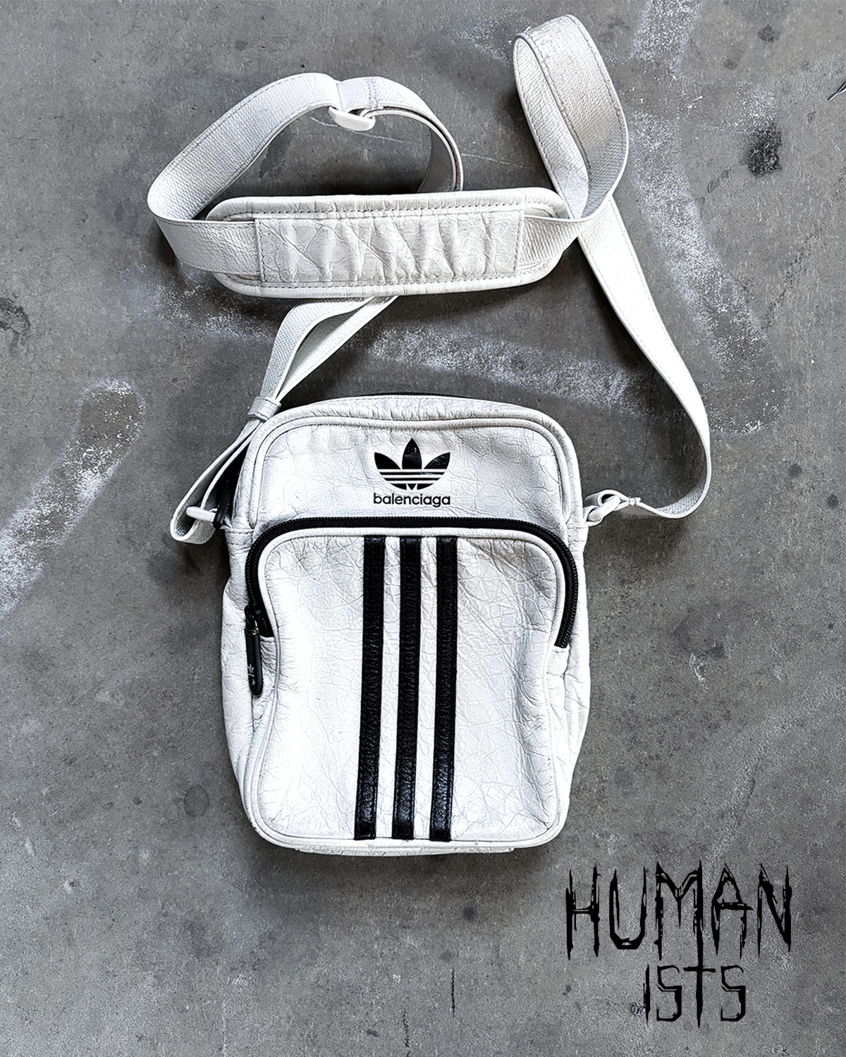 WHITE CROSSBODY MESSENGER BAG