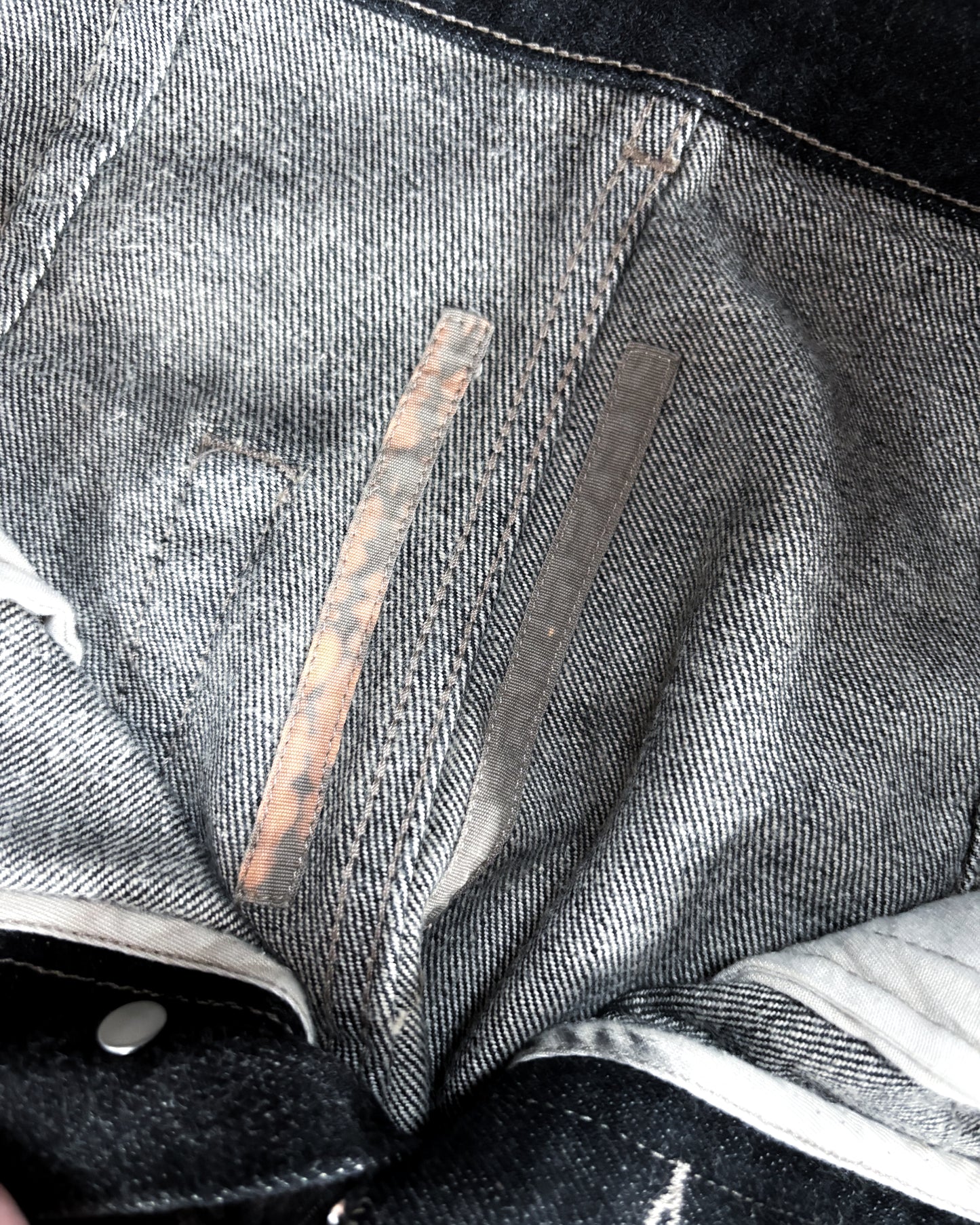 S/S26 ‘TEMPLE’ LAYERED DUST PAINTED BOLANS