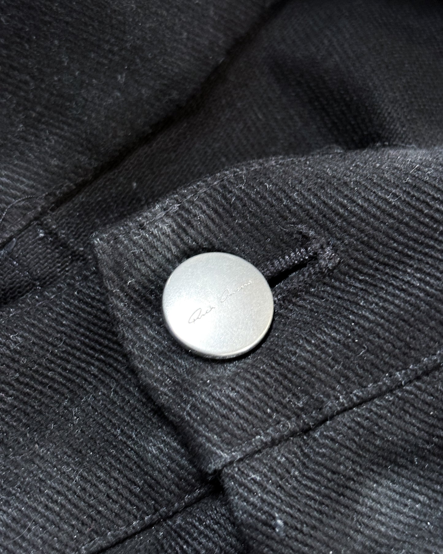 F/W22 ‘STROBE’ BLACK GETH DENIM