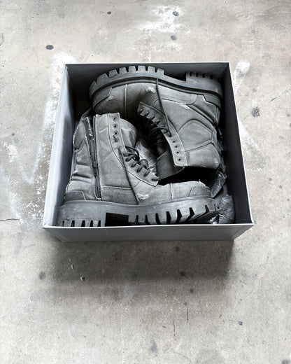 DISTRESSED KHAKI STRIKE BOOTS